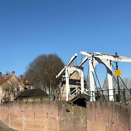 De Olifant Logeren In Vesting Tot 4 Gasten Heusden ('s-Hertogenbosch)